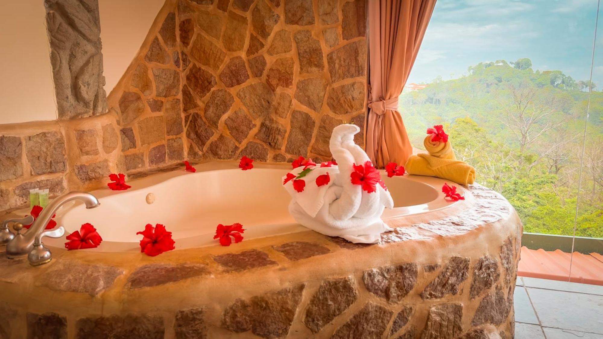 Issimo (adults Only) Hotel 4*