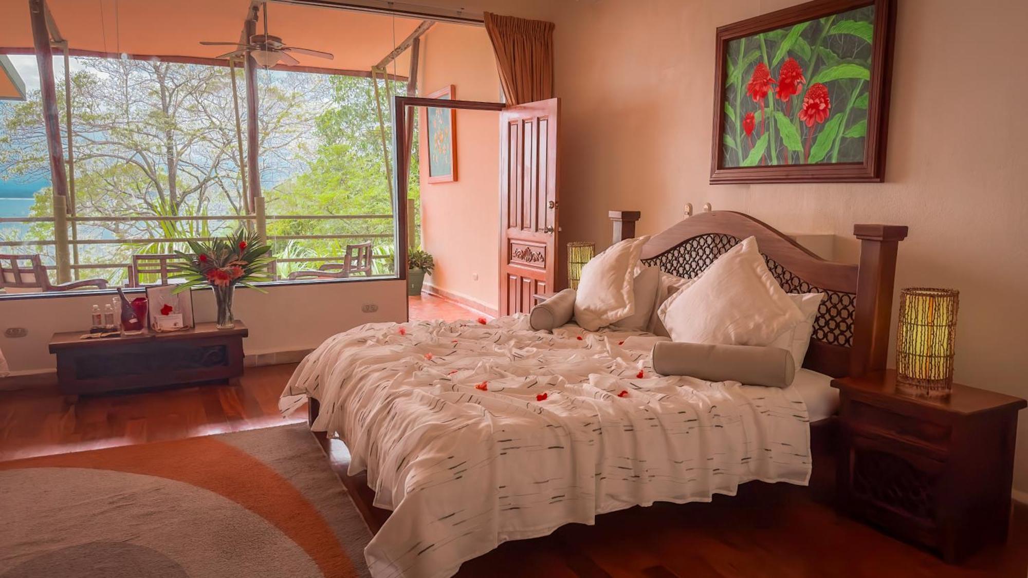 Issimo (adults Only) Manuel Antonio